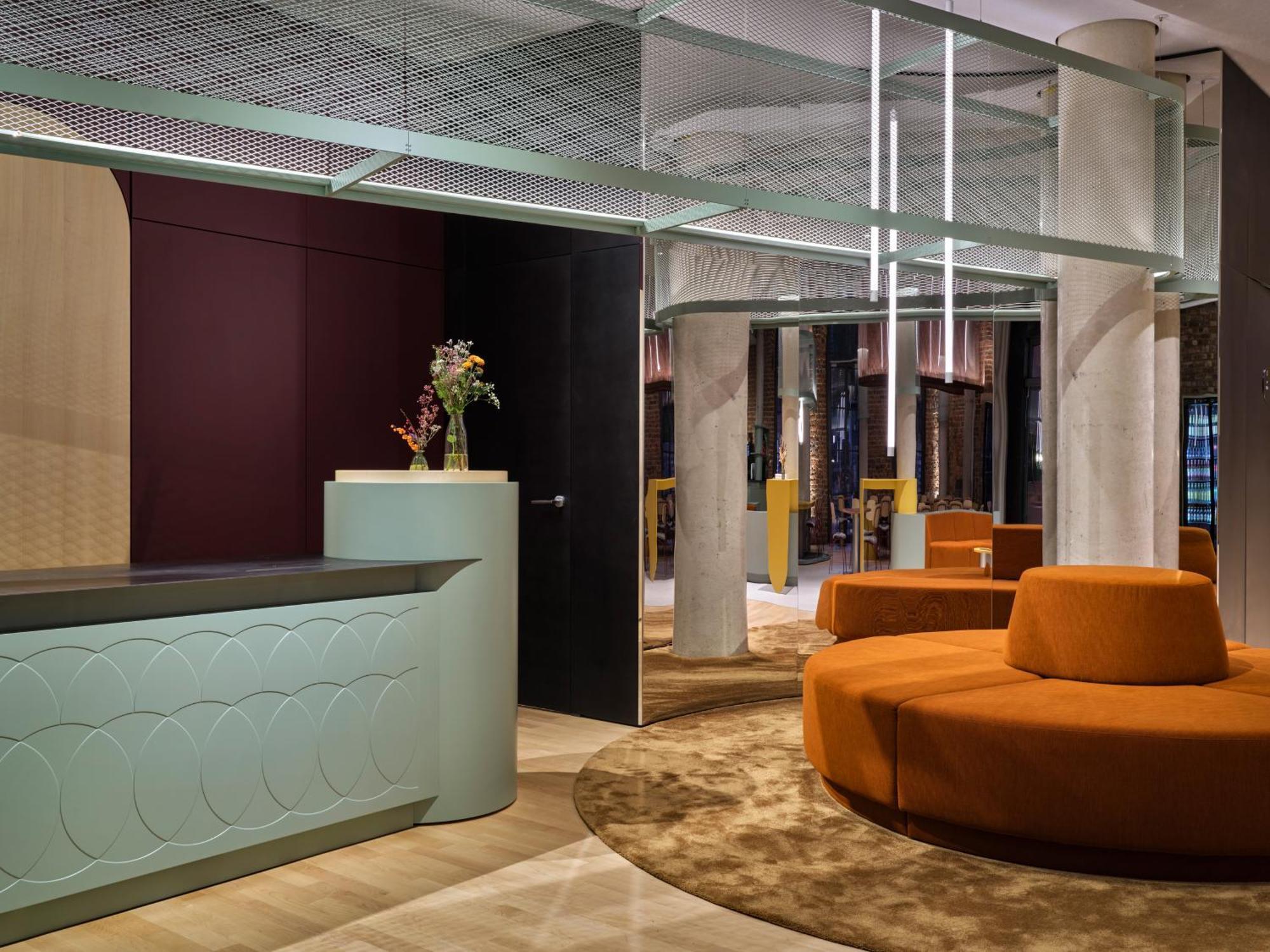 Noxx Hotel Marburg Экстерьер фото